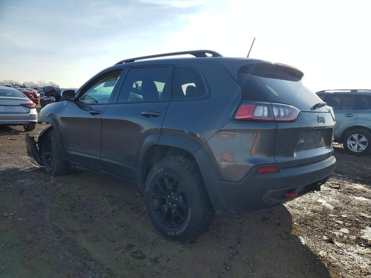 2022 JEEP CHEROKEE TRAILHAWK photo 2