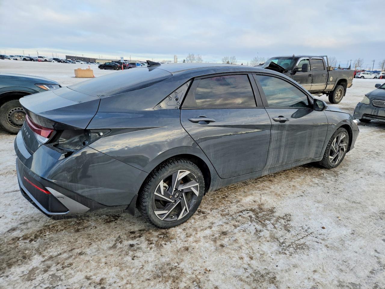 2024 HYUNDAI ELANTRA SEL photo 3