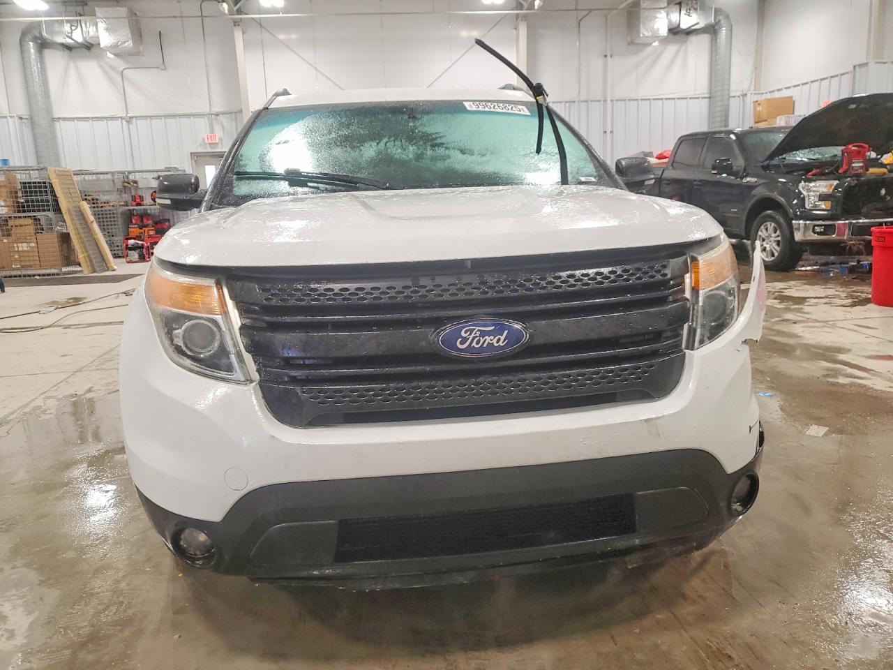 2013 FORD EXPLORER XLT photo 5