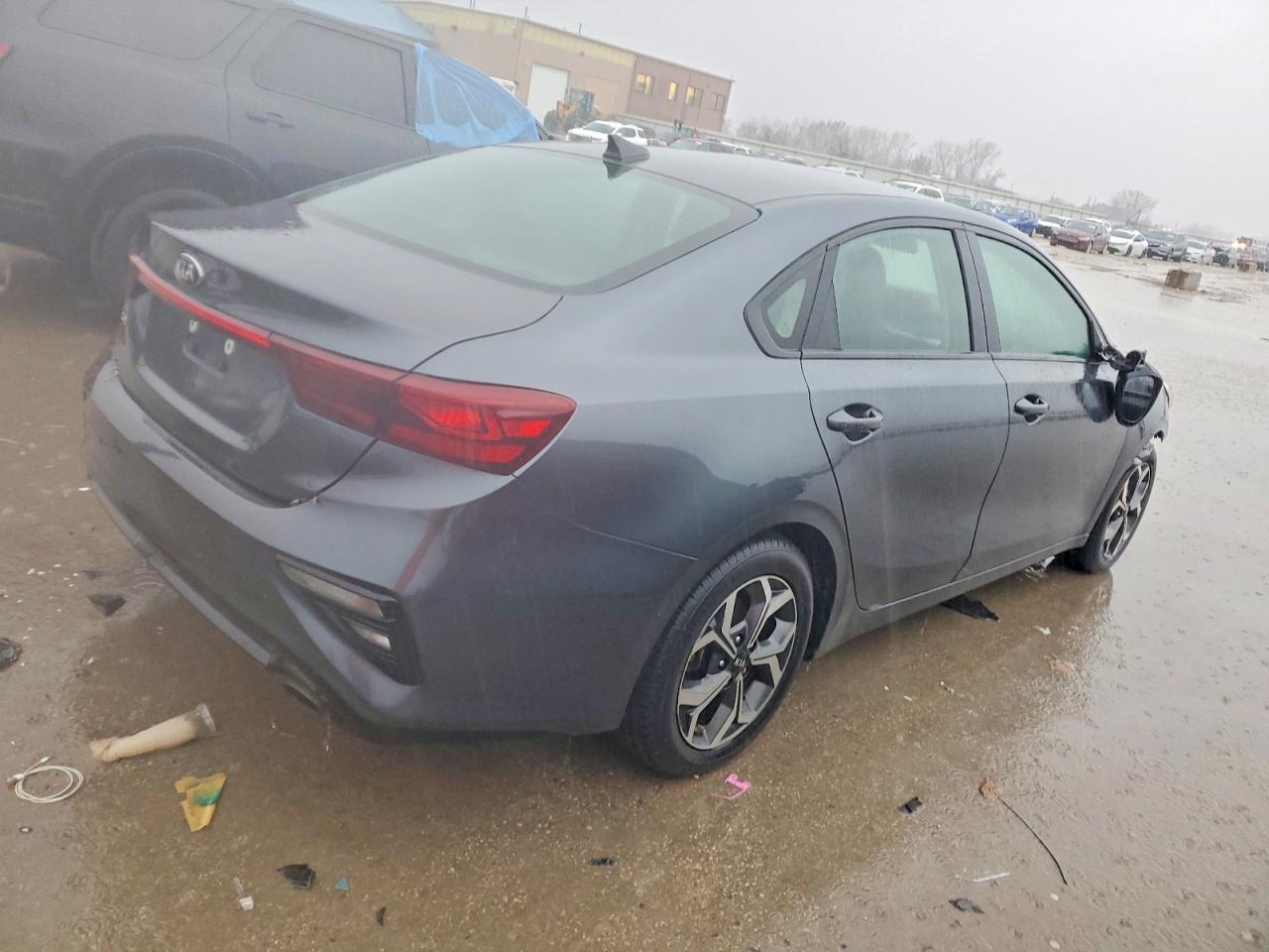 2020 KIA FORTE FE photo 3