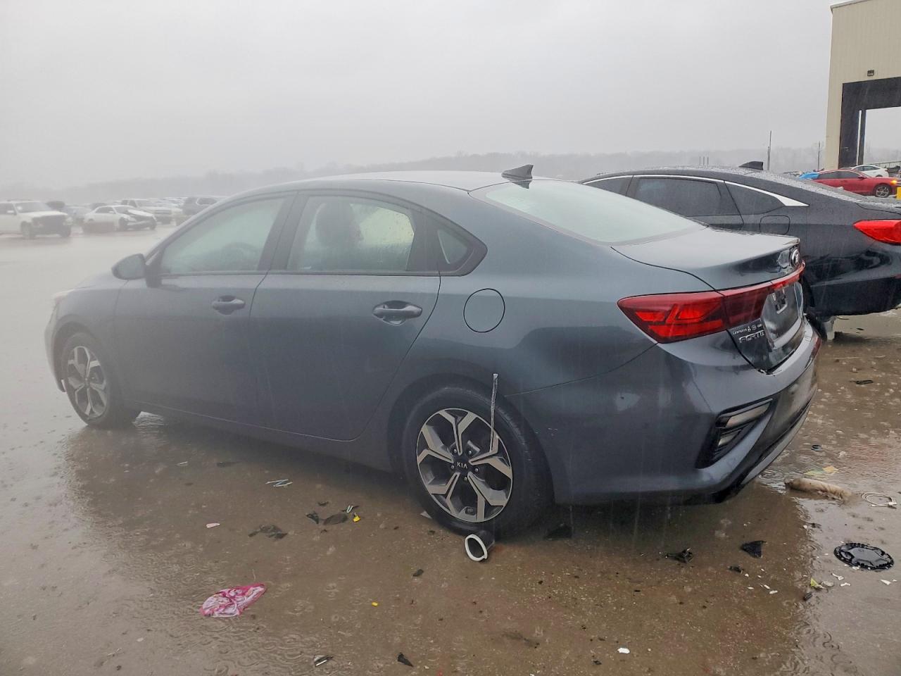 2020 KIA FORTE FE photo 2