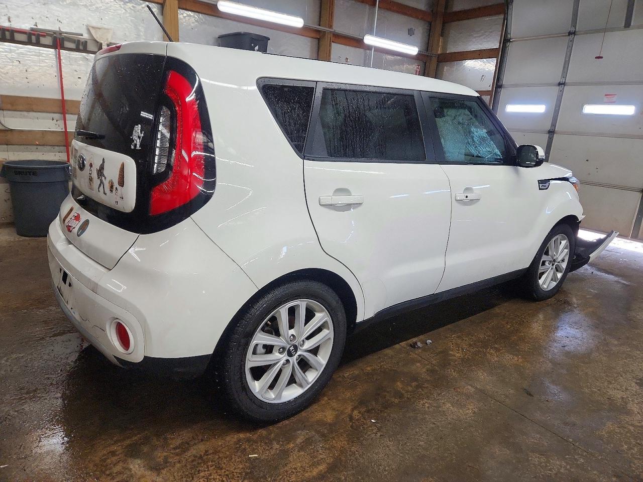 2018 KIA SOUL + photo 3