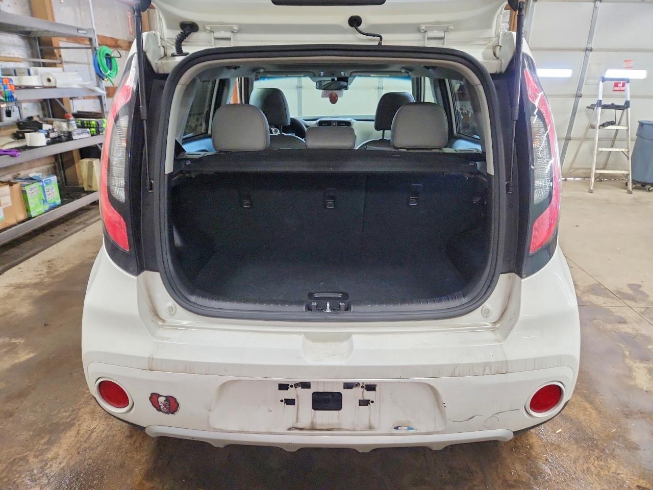 2018 KIA SOUL + photo 6