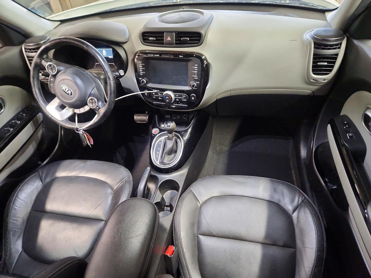 2018 KIA SOUL + photo 8