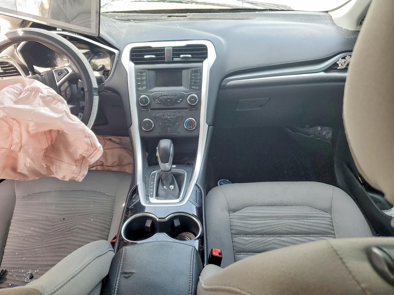 2016 FORD FUSION S photo 8