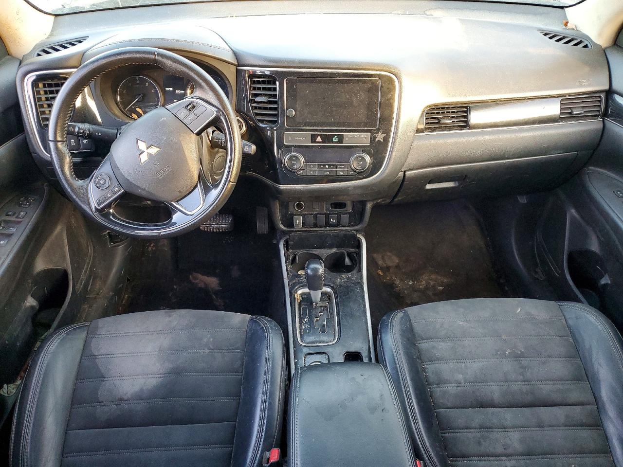 2019 MITSUBISHI OUTLANDER SE photo 8