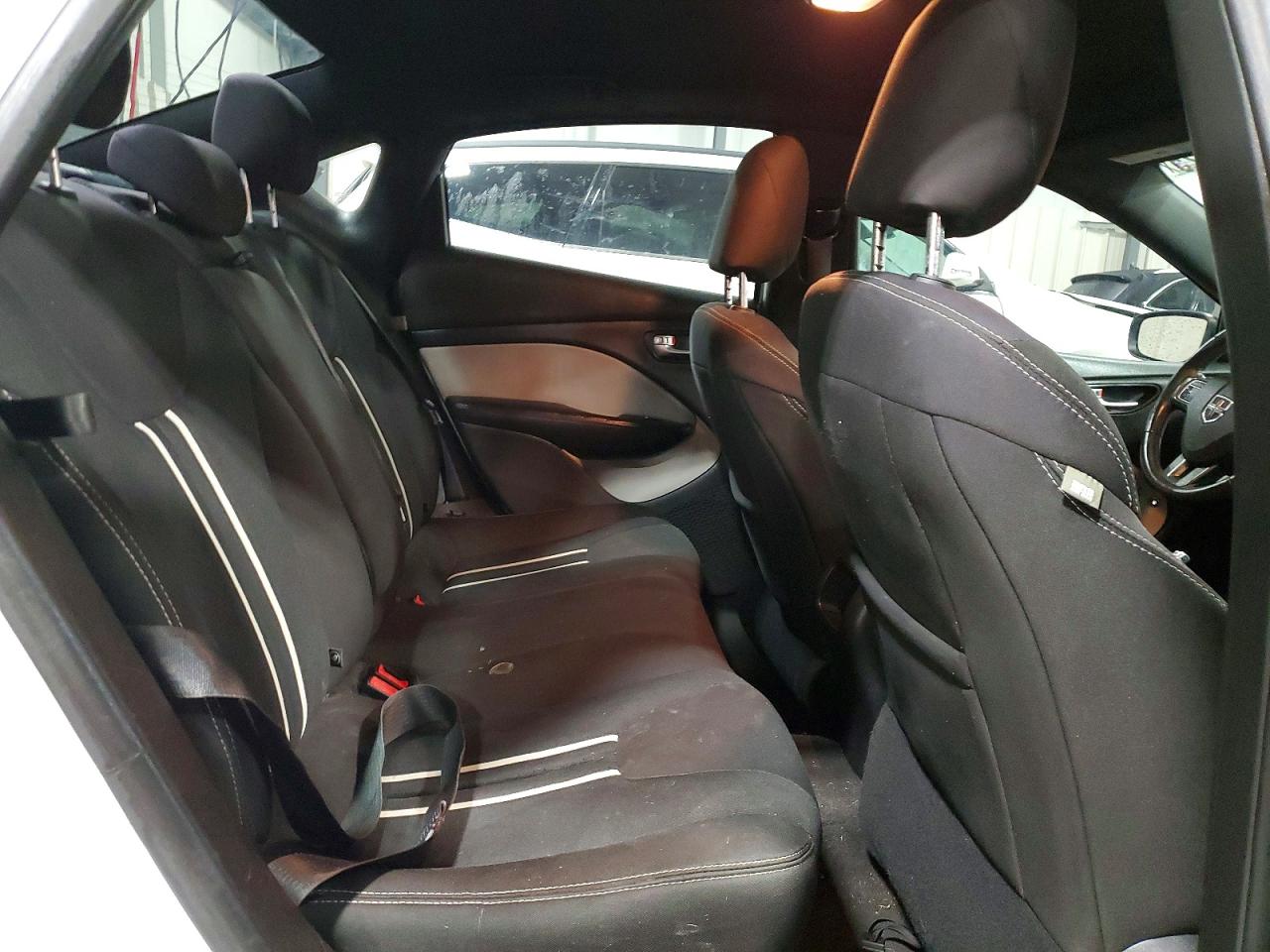 2014 DODGE DART SXT photo 10
