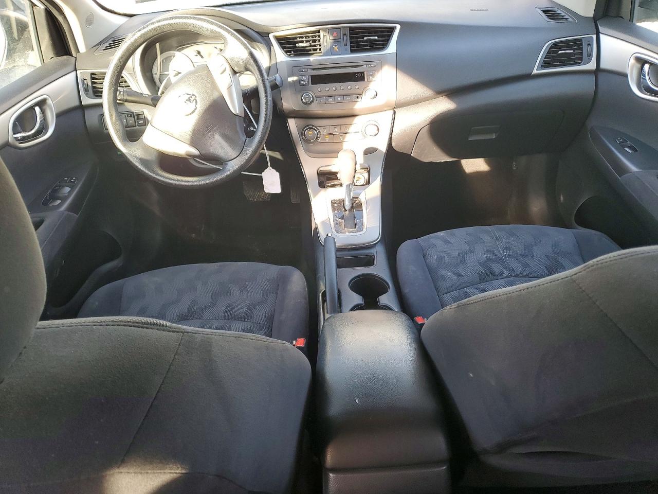 2013 NISSAN SENTRA S photo 8