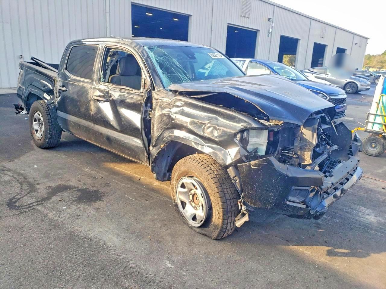 2019 TOYOTA TACOMA DOUBLE CAB photo 4