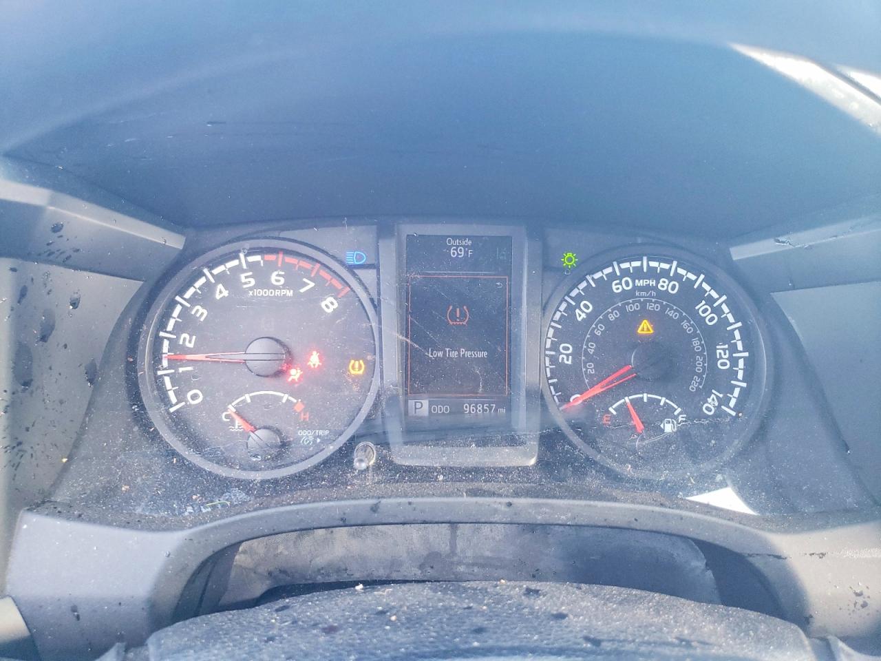 2019 TOYOTA TACOMA DOUBLE CAB photo 9