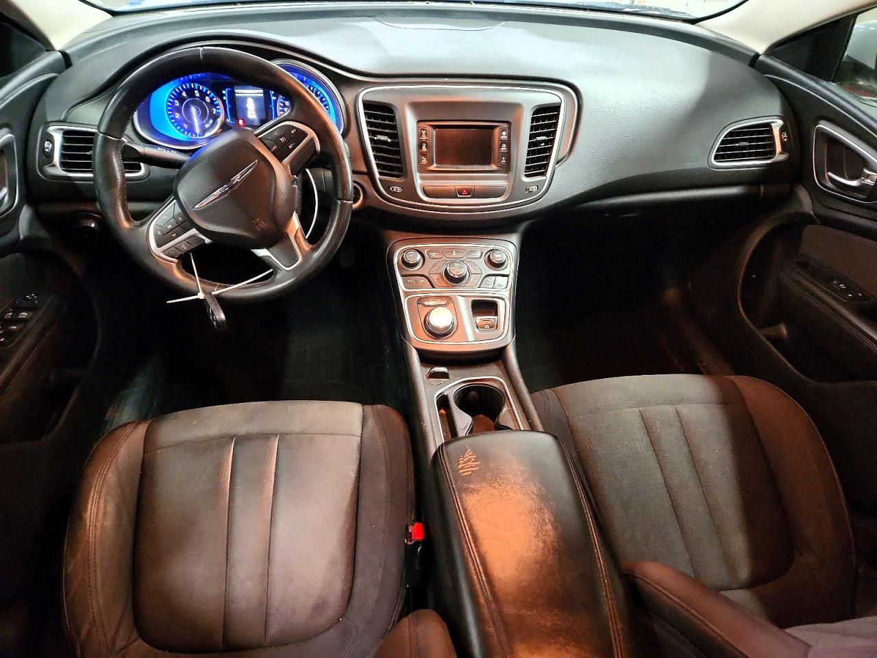 2015 CHRYSLER 200 LIMITED photo 8