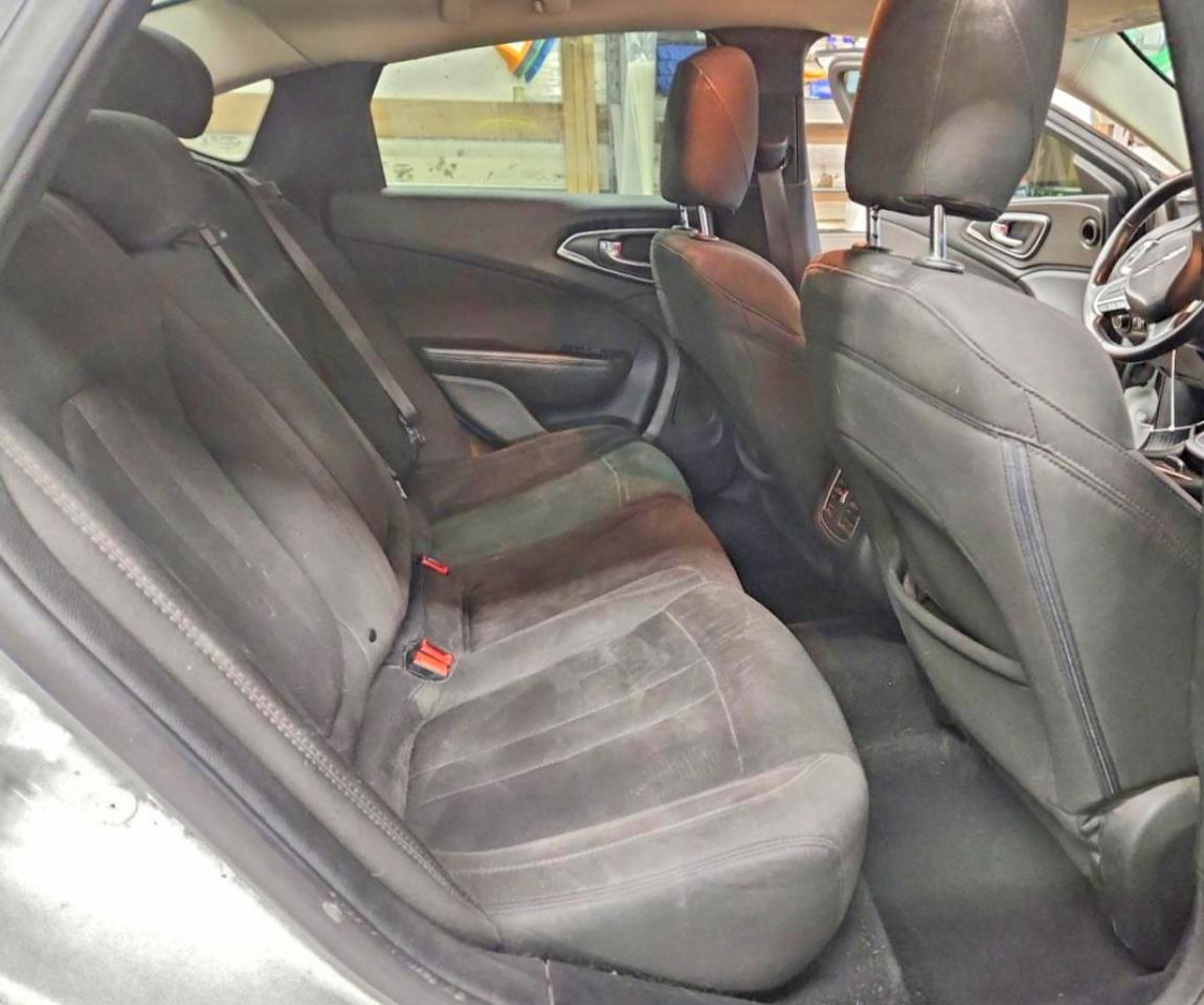2015 CHRYSLER 200 LIMITED photo 10