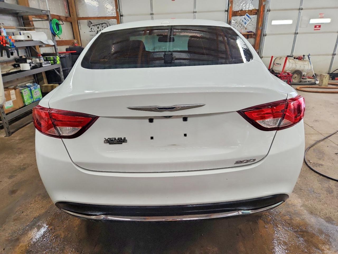 2015 CHRYSLER 200 LIMITED photo 6