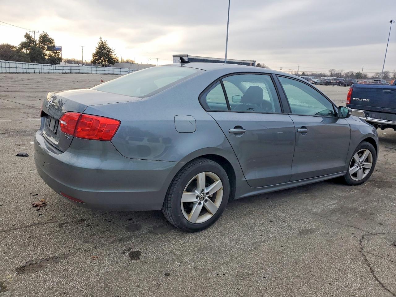 2012 VOLKSWAGEN JETTA TDI photo 3