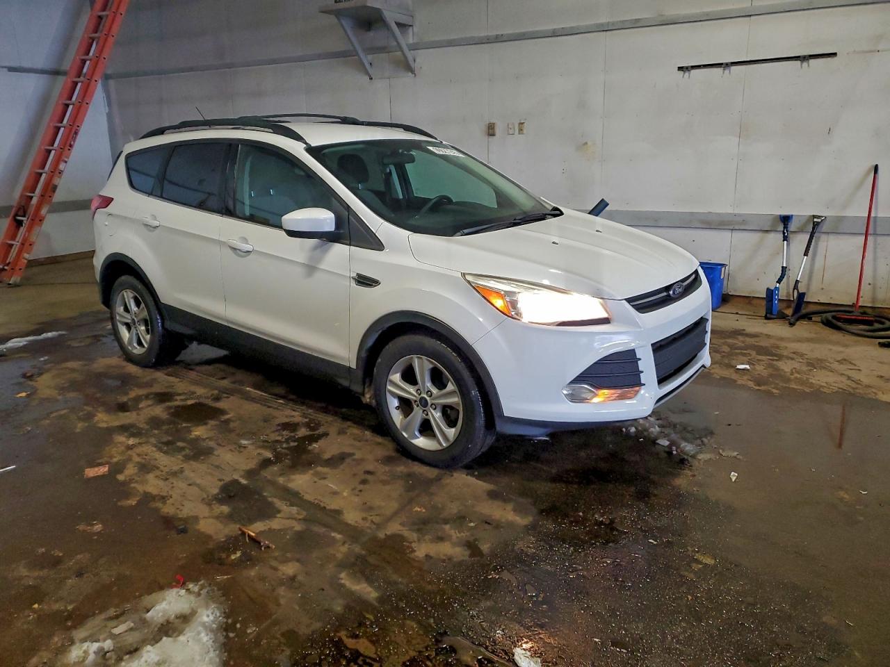 2014 FORD ESCAPE SE photo 4