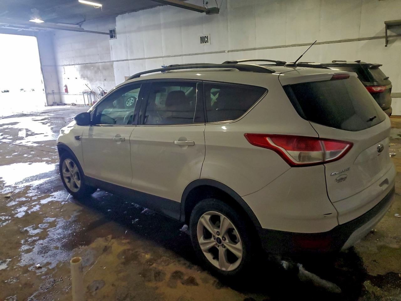 2014 FORD ESCAPE SE photo 2