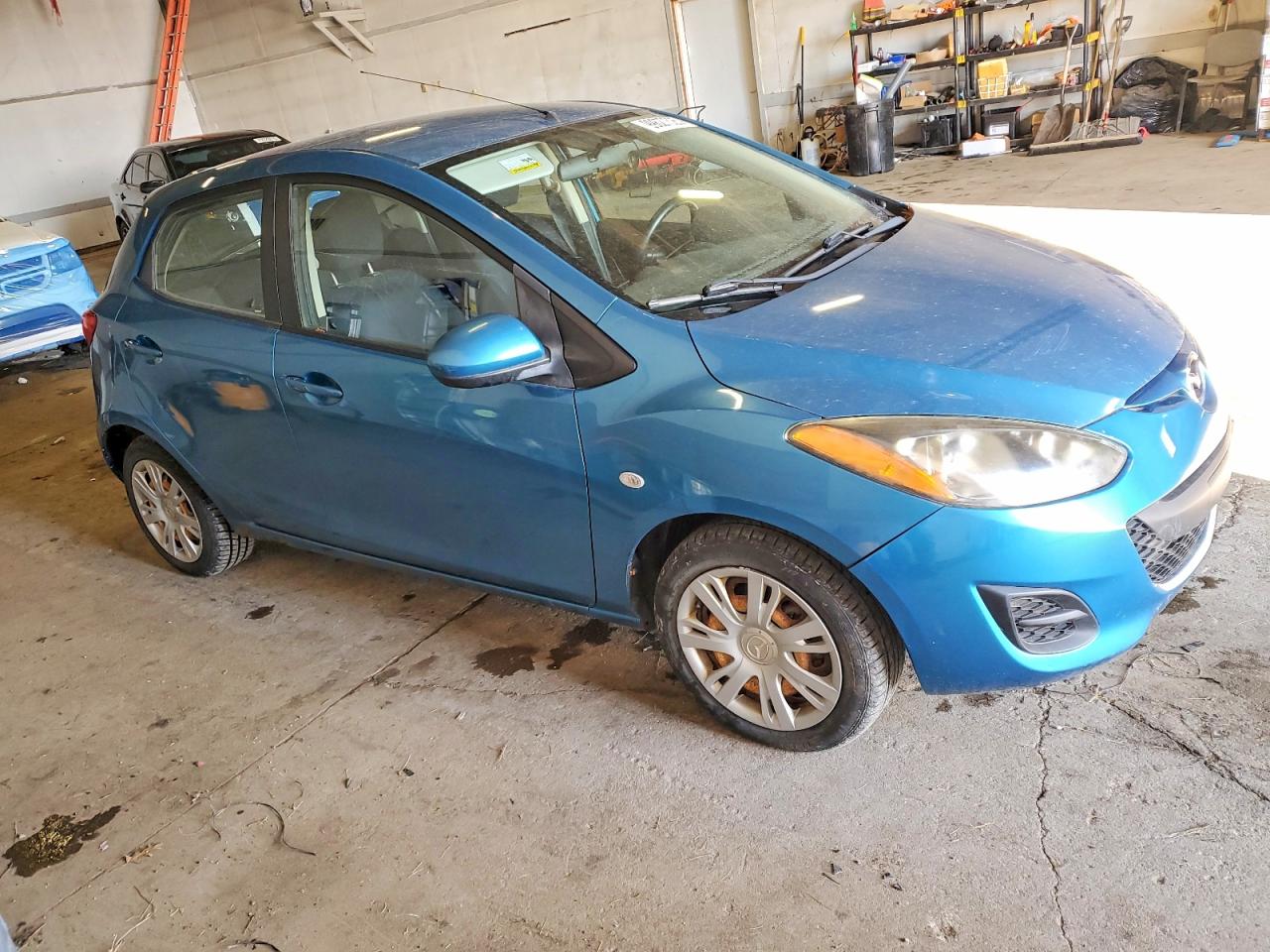 2011 MAZDA MAZDA2 photo 4