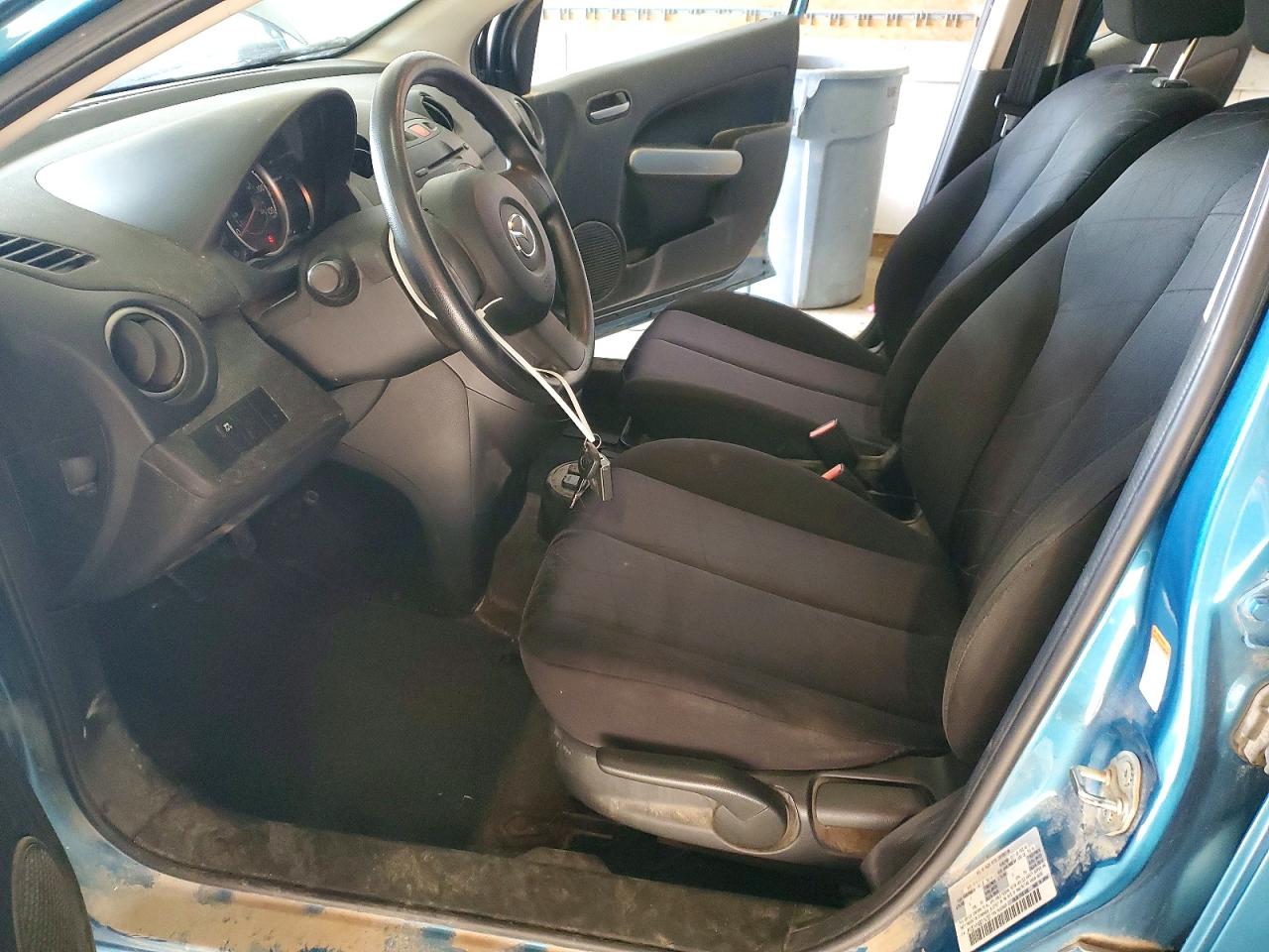 2011 MAZDA MAZDA2 photo 7