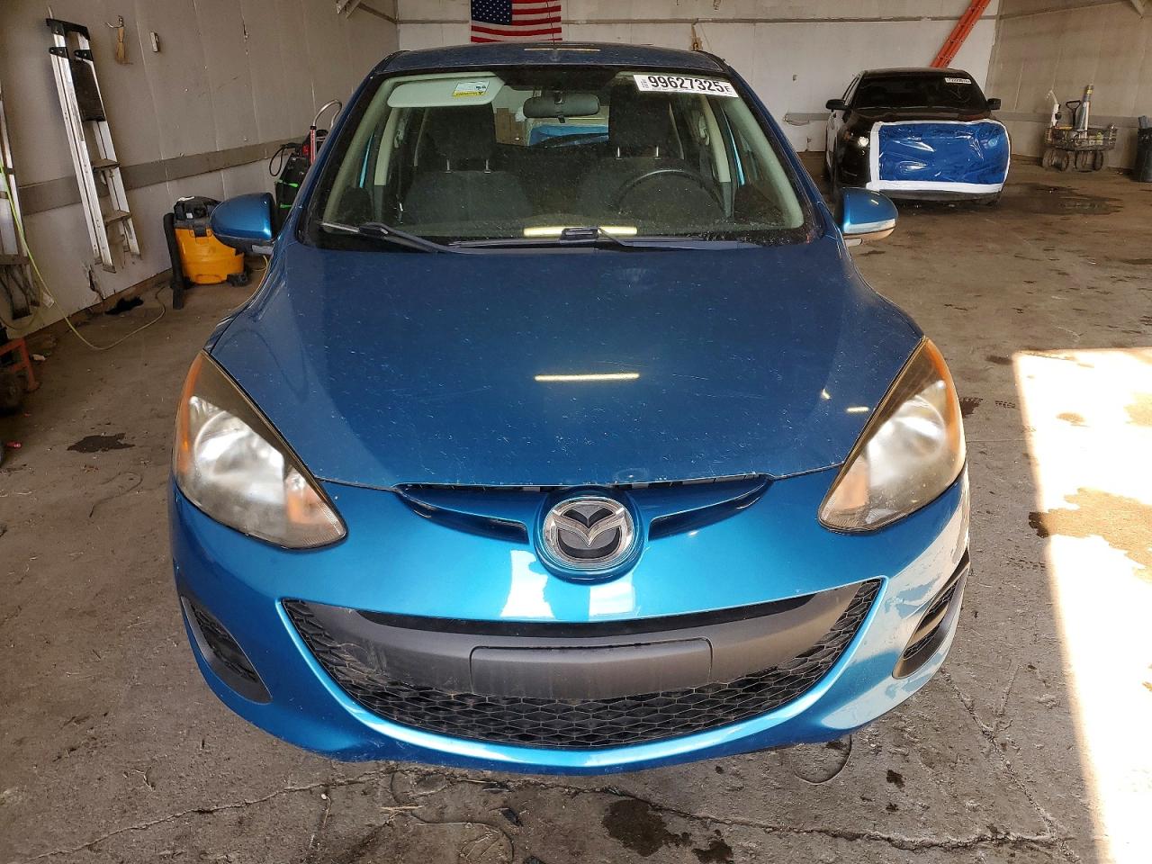 2011 MAZDA MAZDA2 photo 5