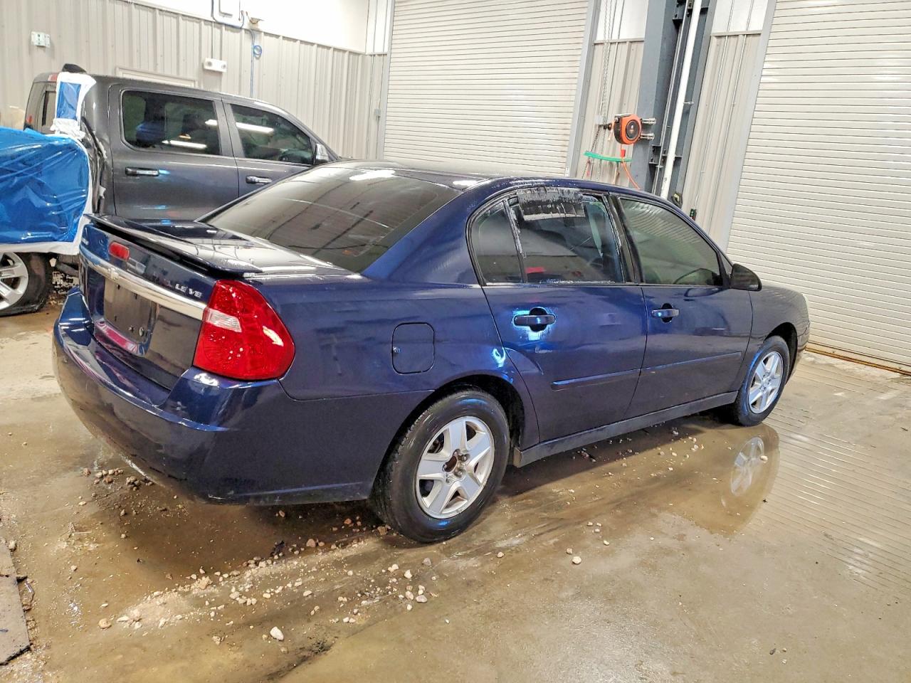 2005 CHEVROLET MALIBU LS photo 3