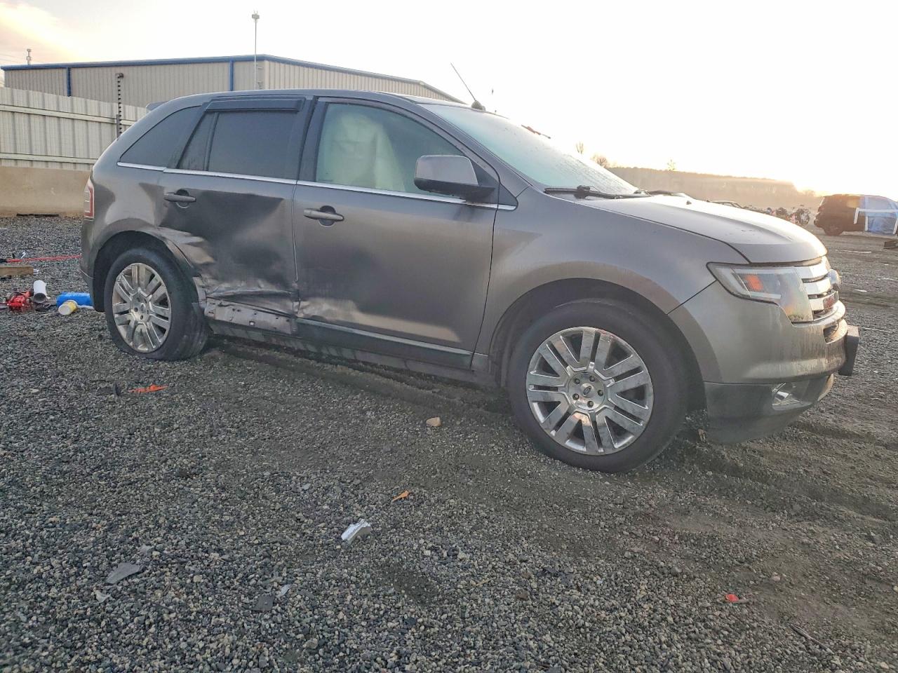 2010 FORD EDGE LIMITED photo 4