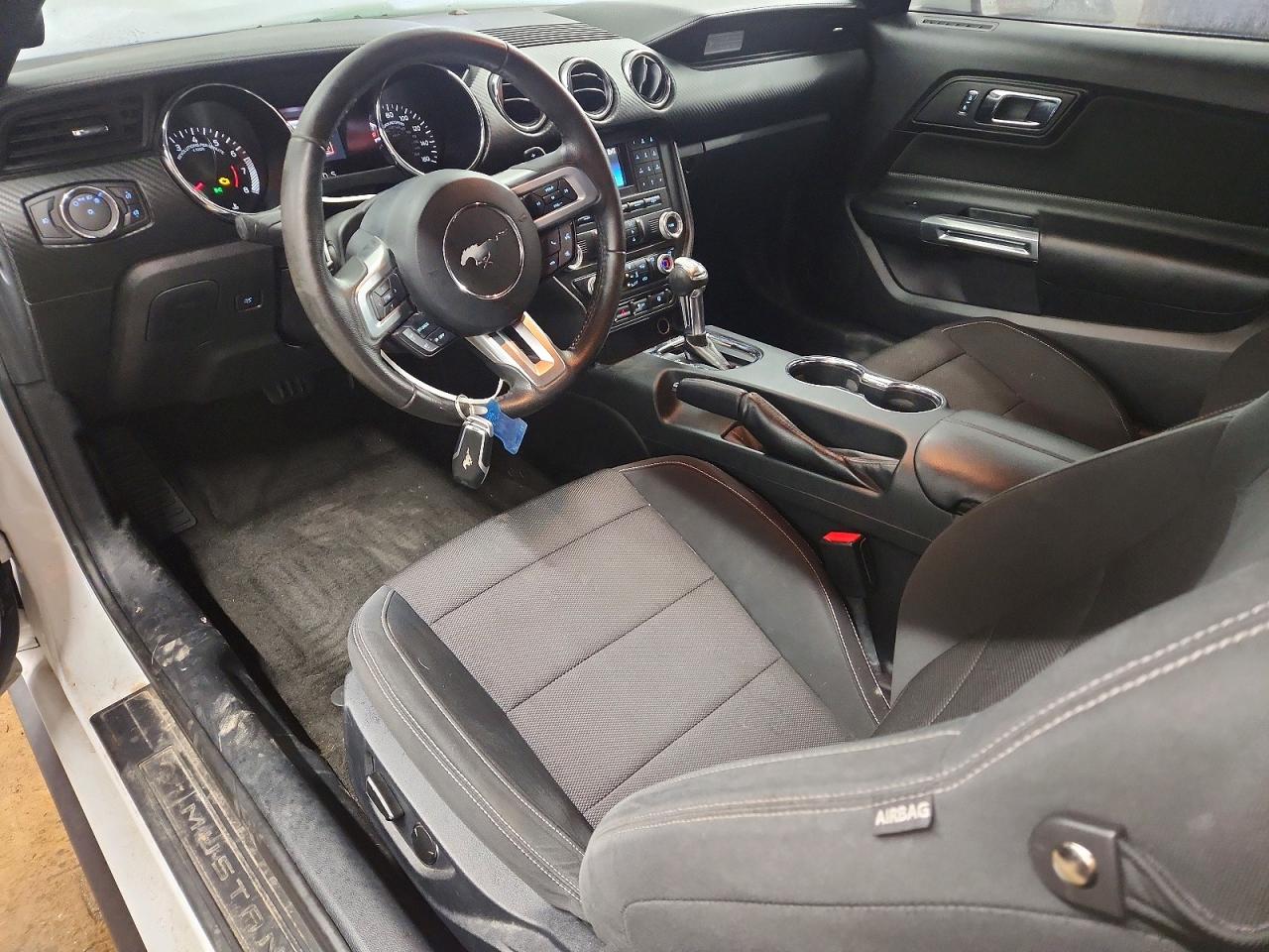 2015 FORD MUSTANG photo 8