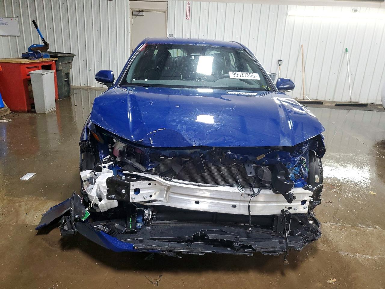 2025 TOYOTA CAMRY SE photo 5