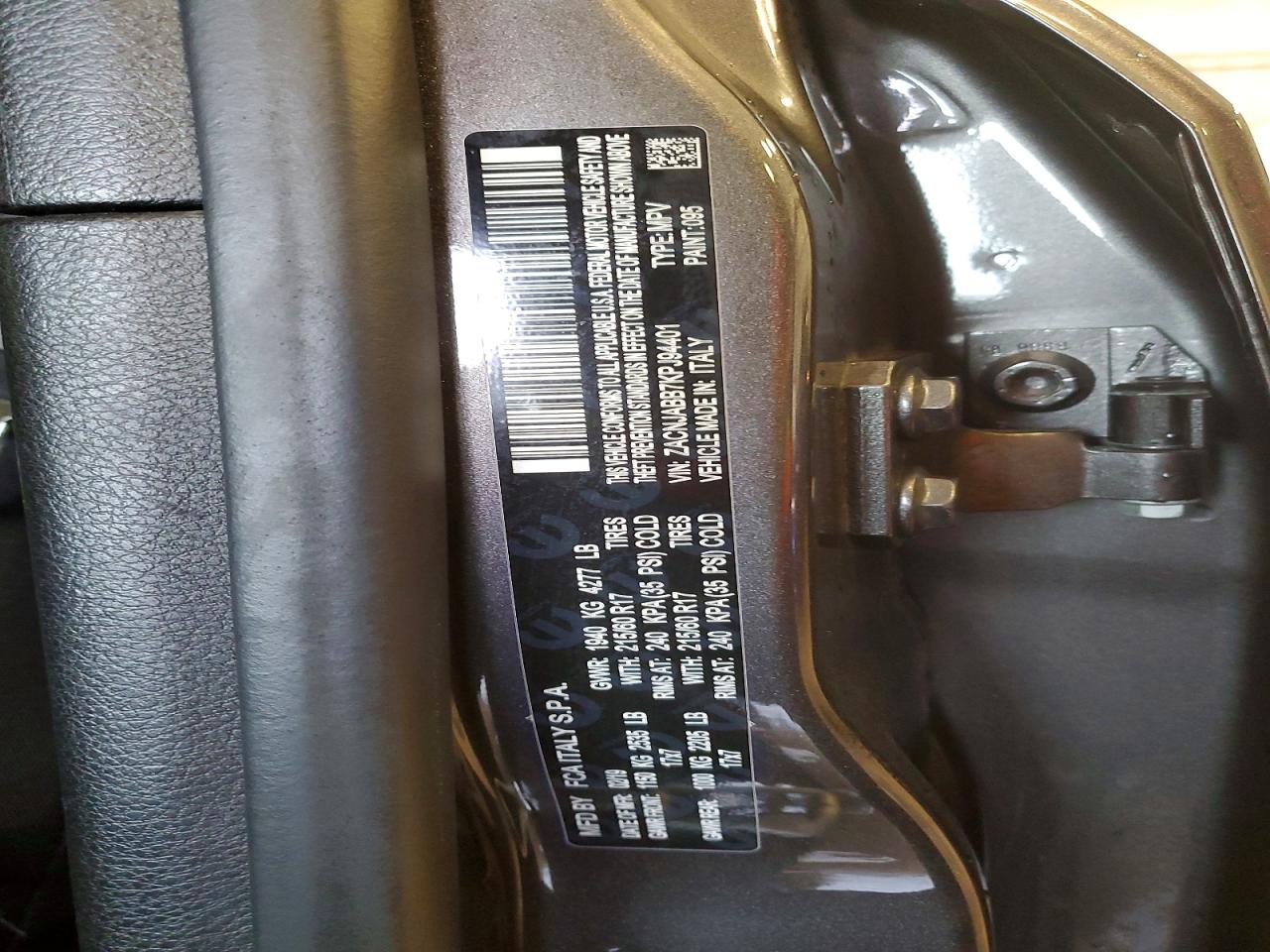 2019 JEEP RENEGADE LATITUDE photo 13