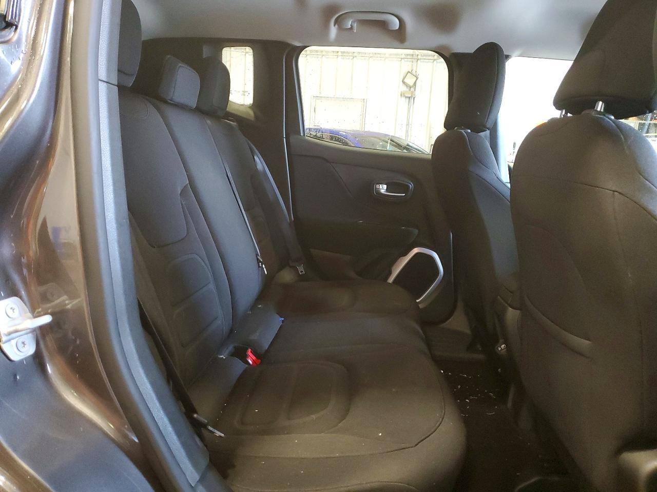 2019 JEEP RENEGADE LATITUDE photo 11