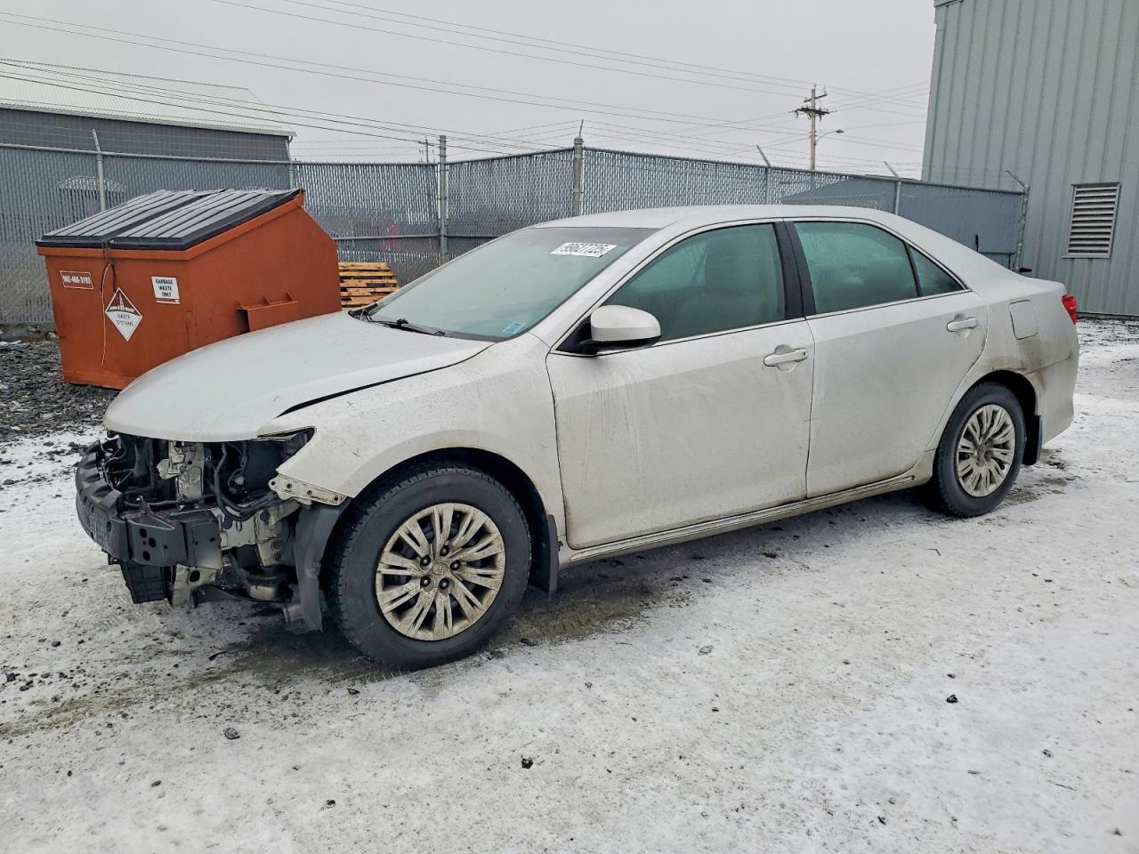 2014 TOYOTA CAMRY