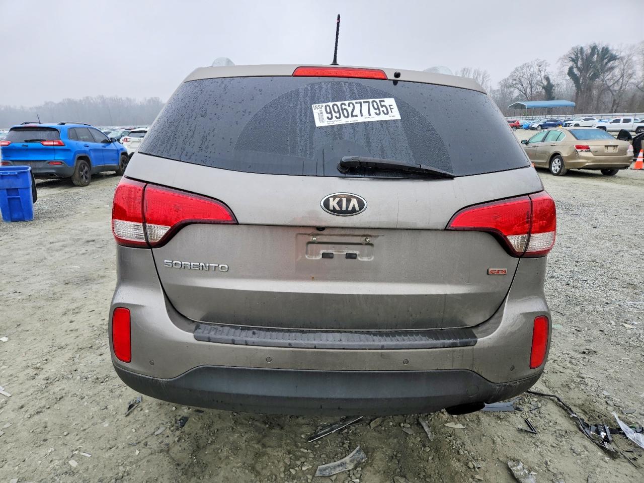 2014 KIA SORENTO LX photo 11