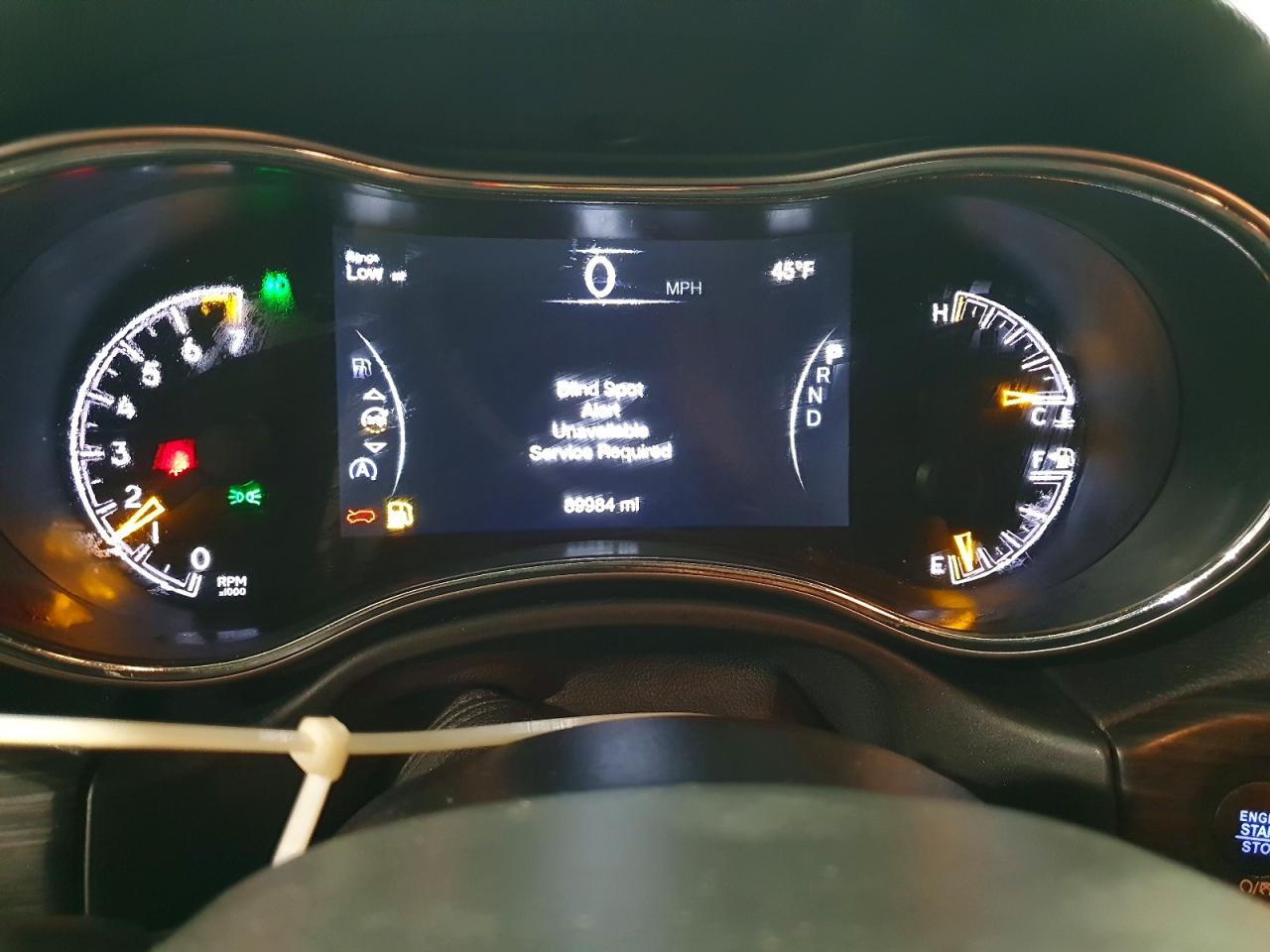 2019 JEEP GRAND CHEROKEE LAREDO photo 9