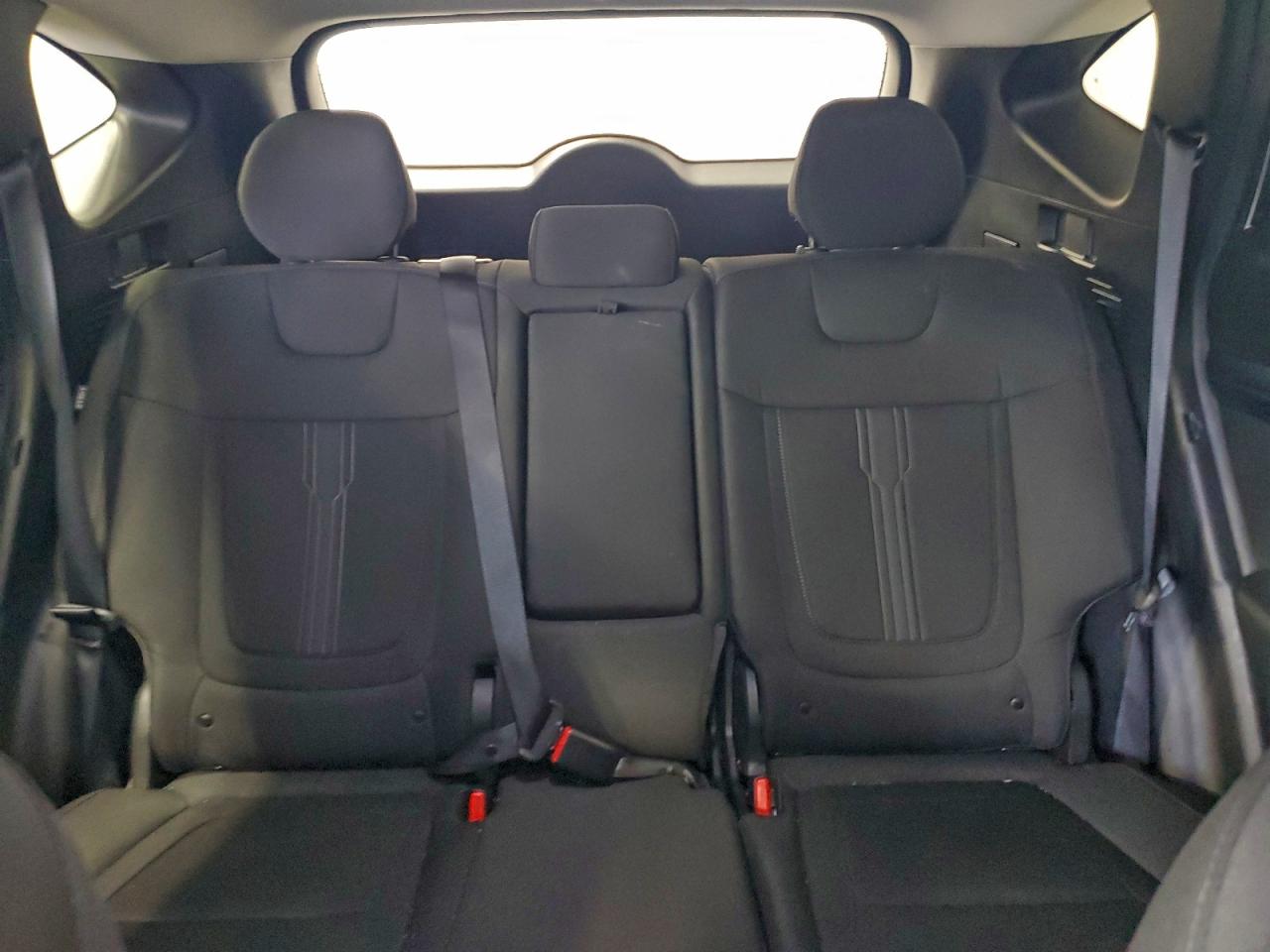 2025 HYUNDAI TUCSON SEL photo 10