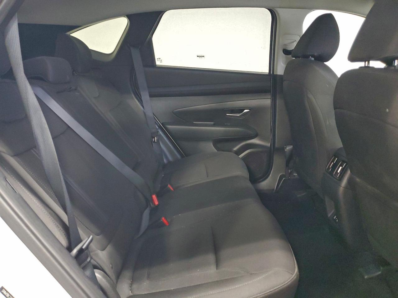 2025 HYUNDAI TUCSON SEL photo 11