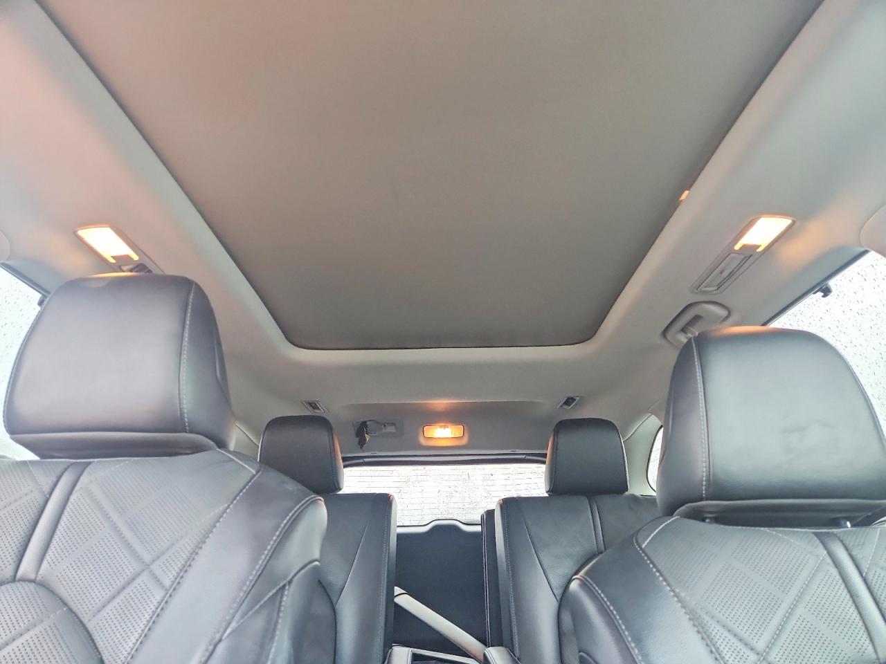 2022 TOYOTA HIGHLANDER PLATINUM photo 10