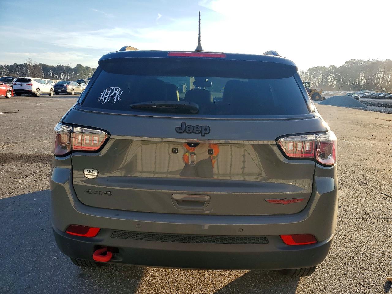 2022 JEEP COMPASS TRAILHAWK photo 6