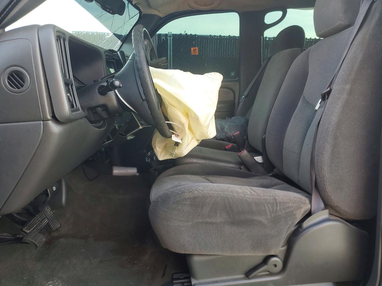 2005 CHEVROLET SILVERADO C1500 photo 7
