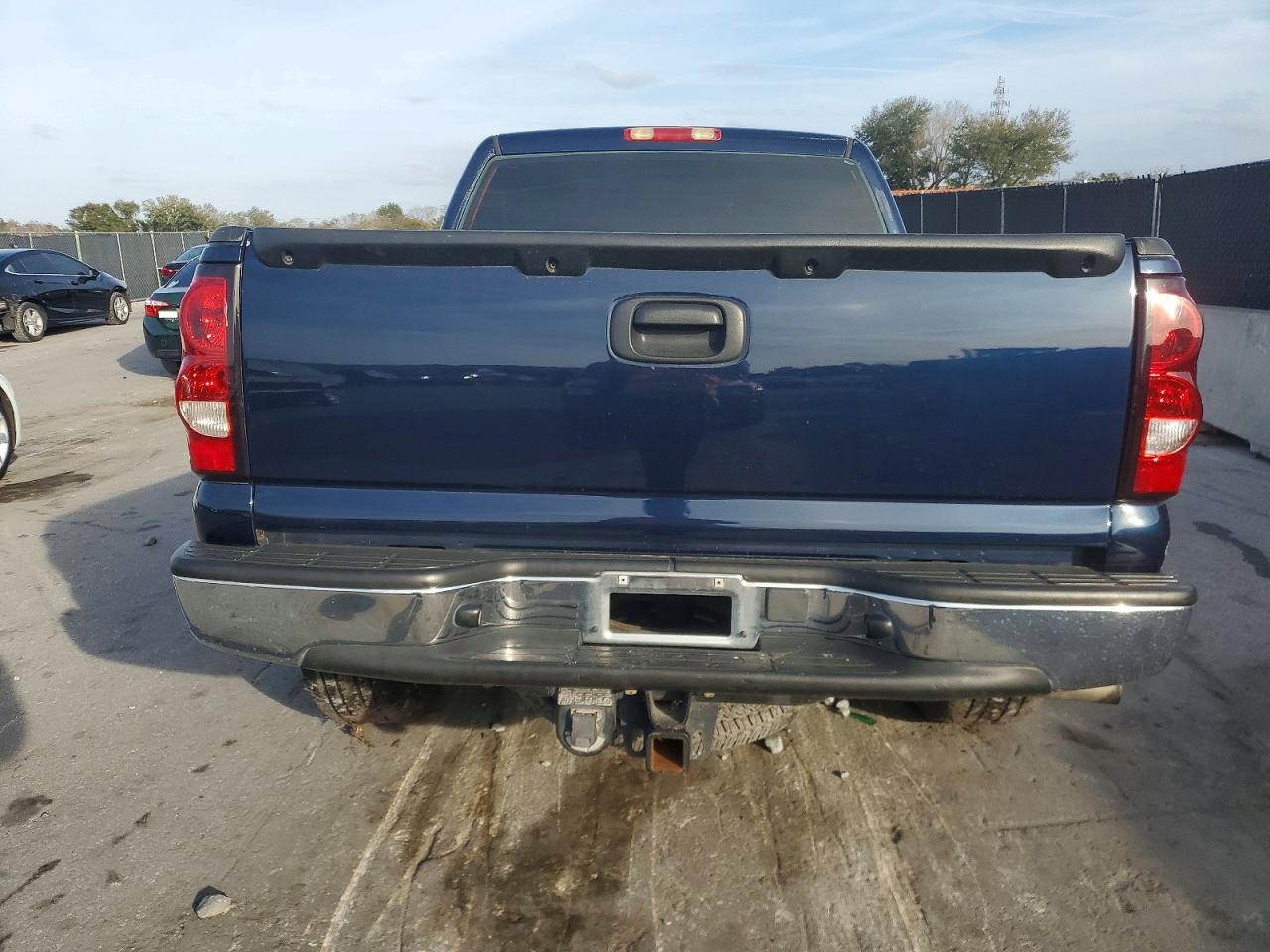 2005 CHEVROLET SILVERADO C1500 photo 6