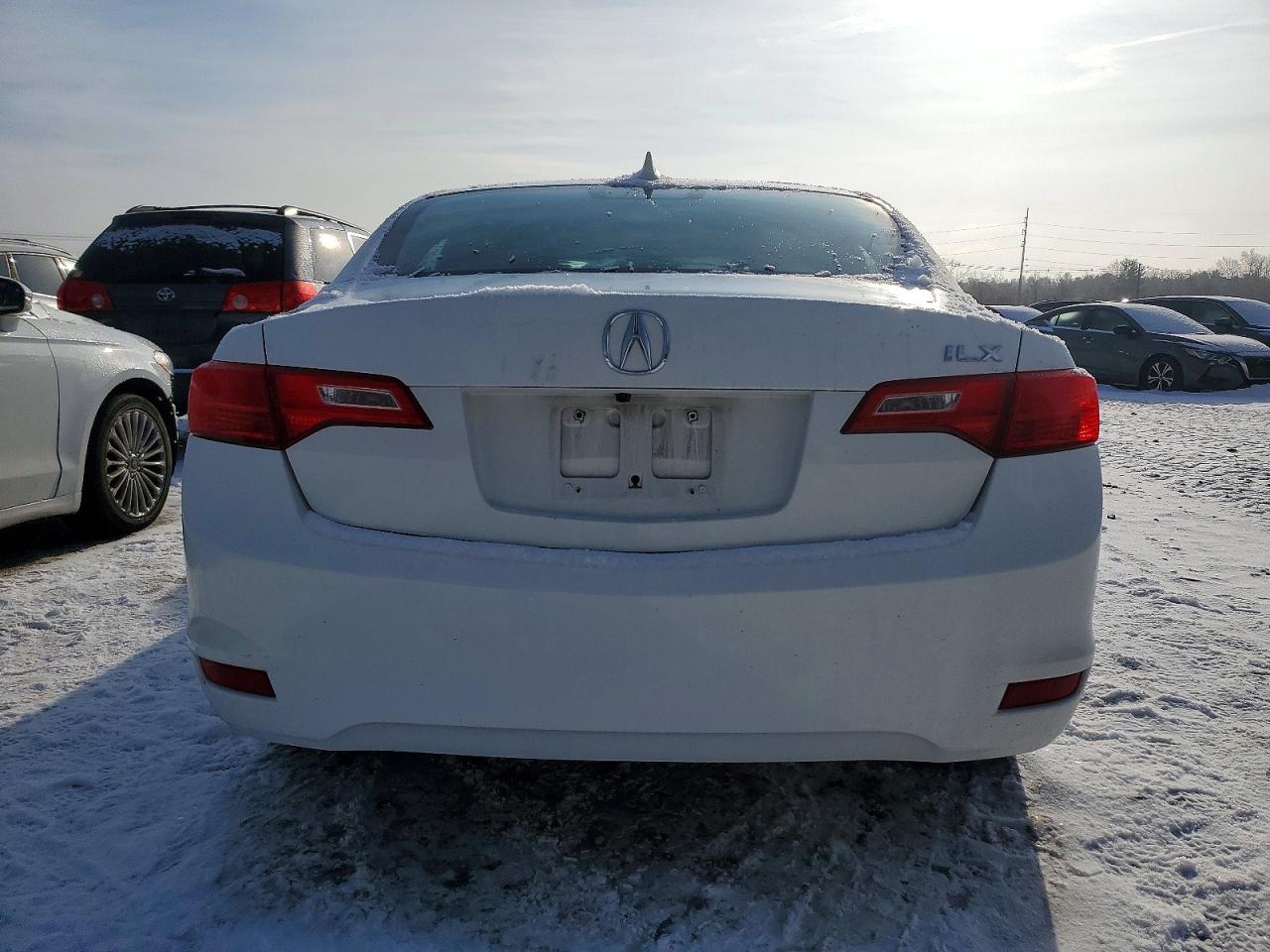 2013 ACURA ILX 20 TECH photo 6