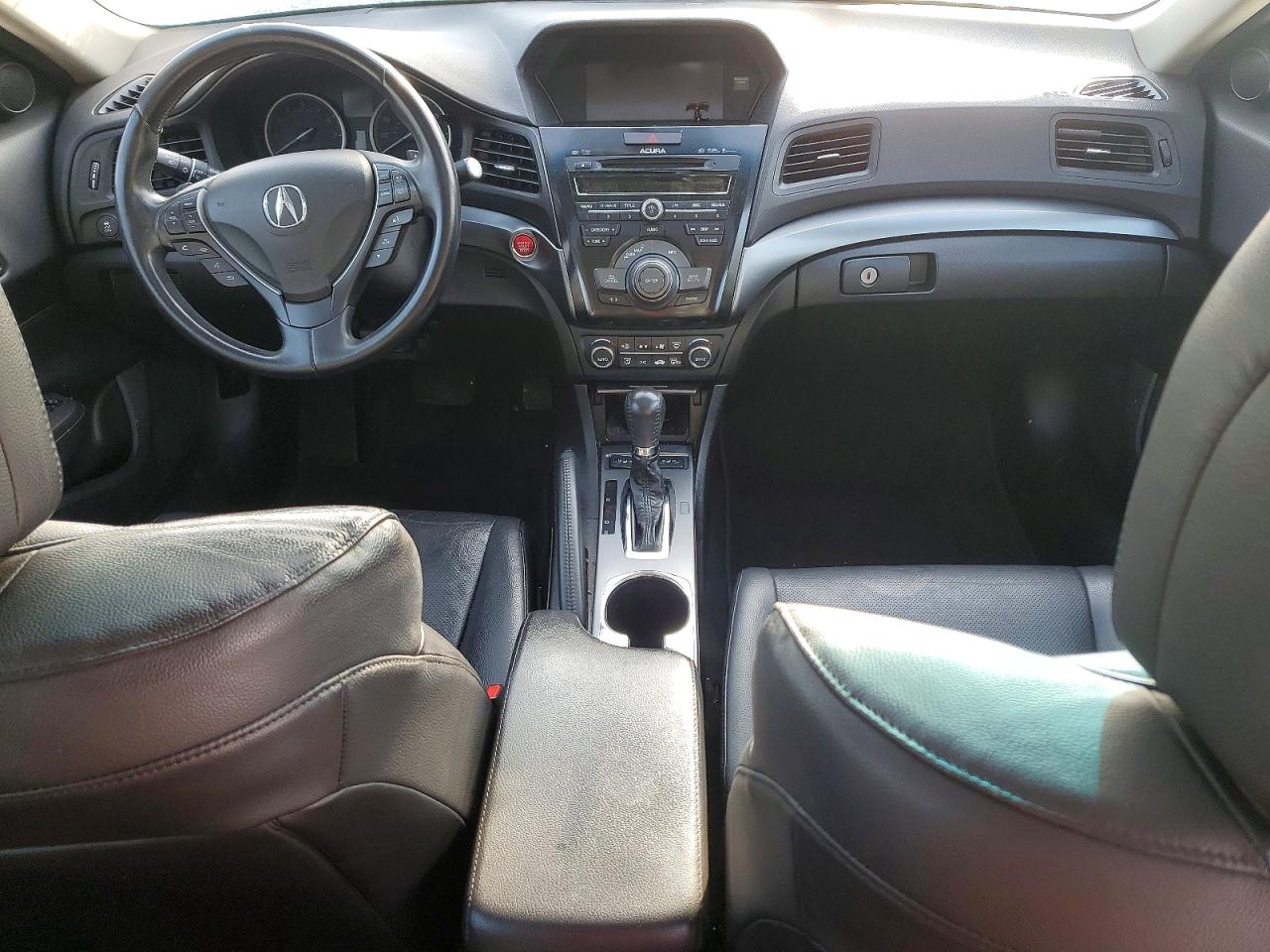 2013 ACURA ILX 20 TECH photo 8