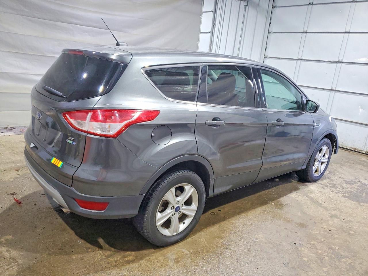 2015 FORD ESCAPE SE photo 3