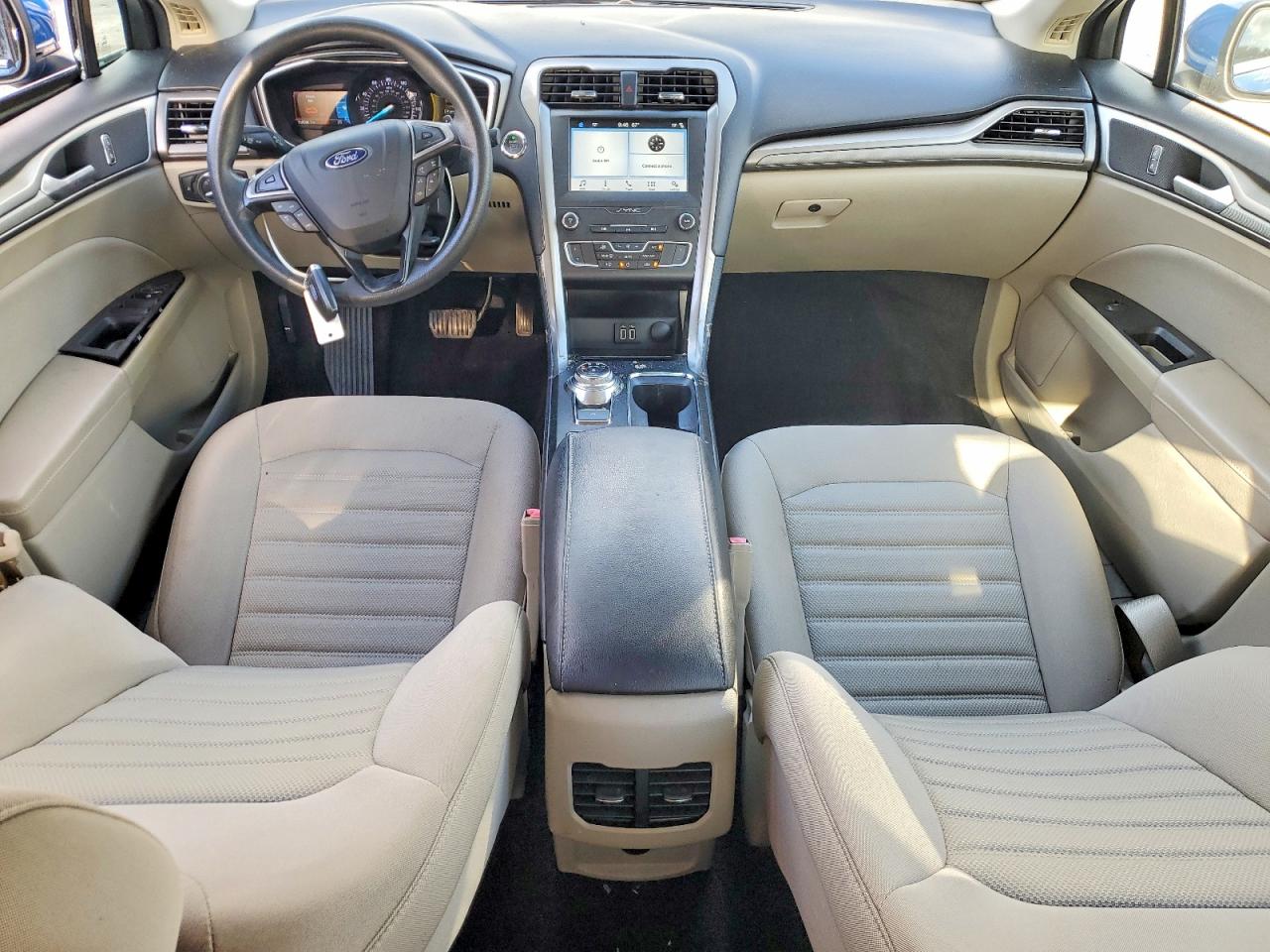 2019 FORD FUSION SE photo 8