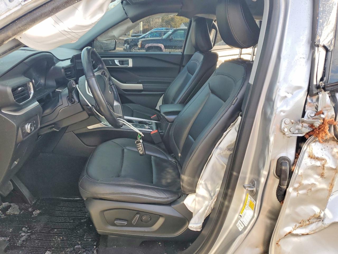 2020 FORD EXPLORER XLT photo 7