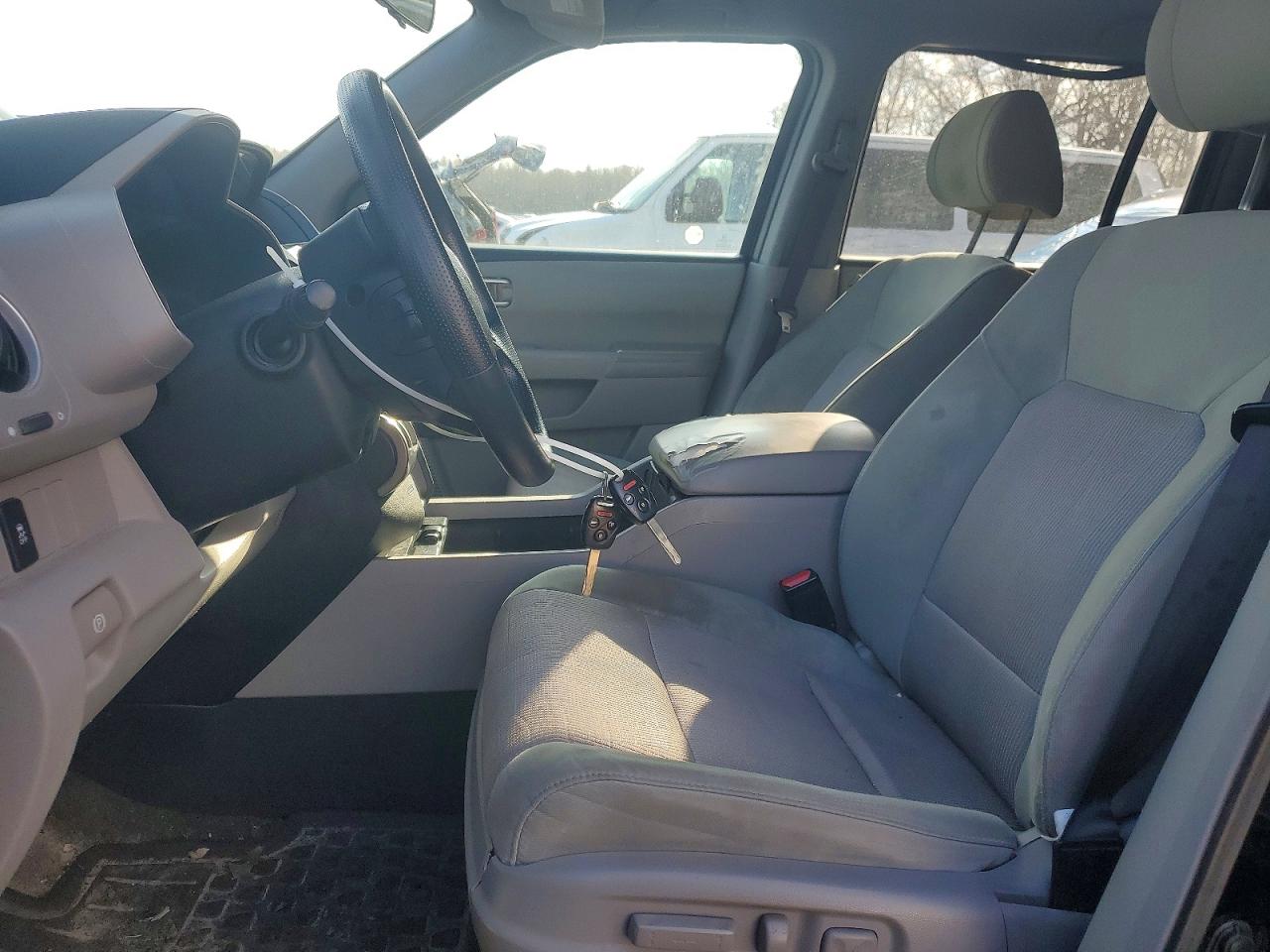 2015 HONDA PILOT EX photo 7