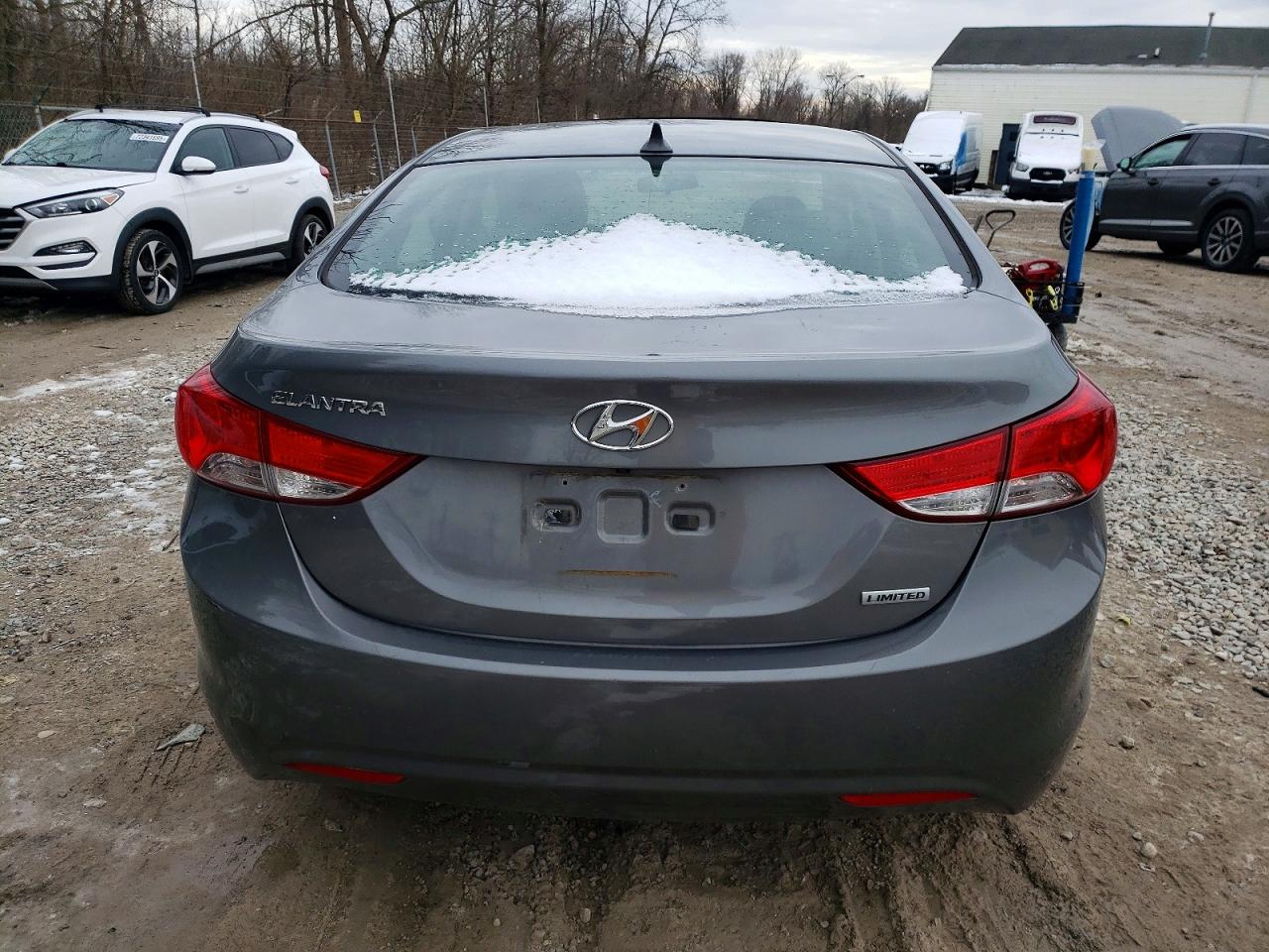 2013 HYUNDAI ELANTRA GLS photo 6