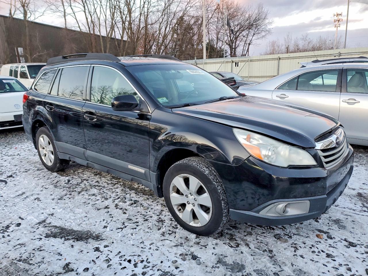 2012 SUBARU OUTBACK 2.5I PREMIUM photo 4