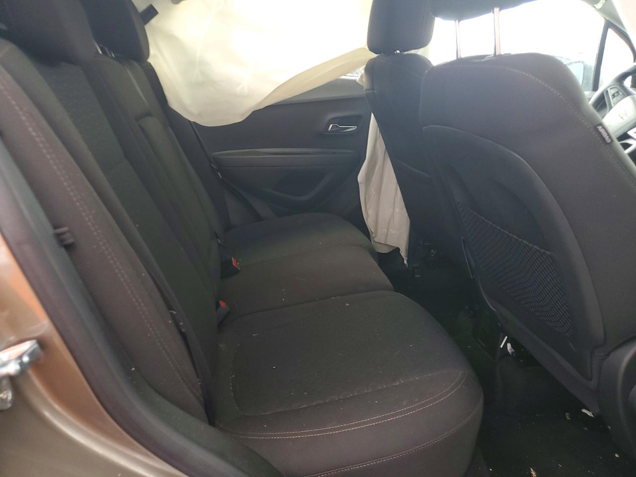 2020 CHEVROLET TRAX LS photo 11