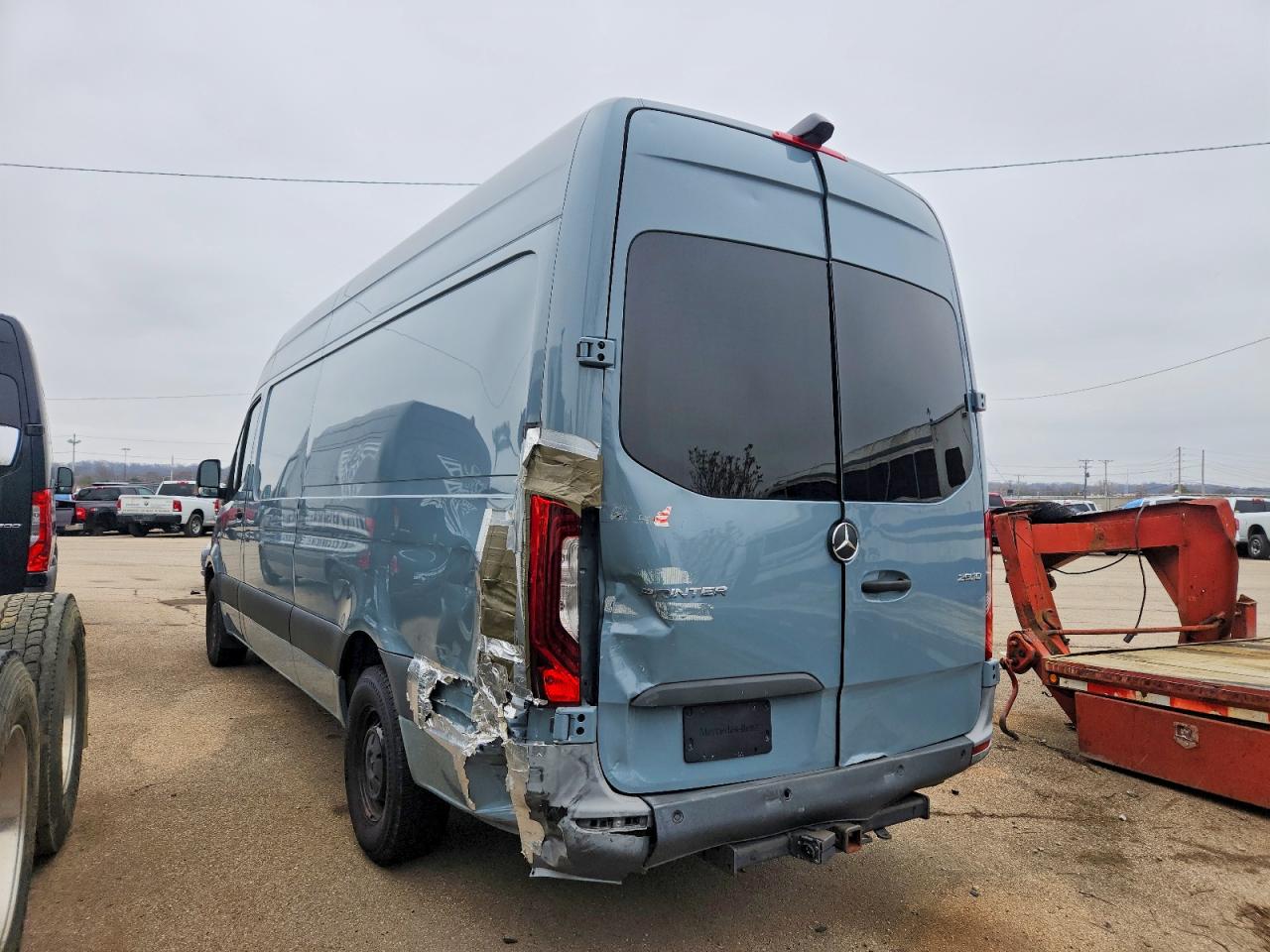 2021 MERCEDES-BENZ SPRINTER 2500 photo 2