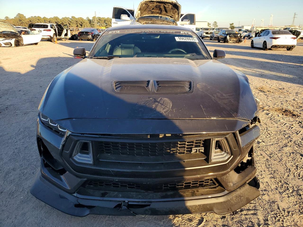 2024 FORD MUSTANG GT photo 5