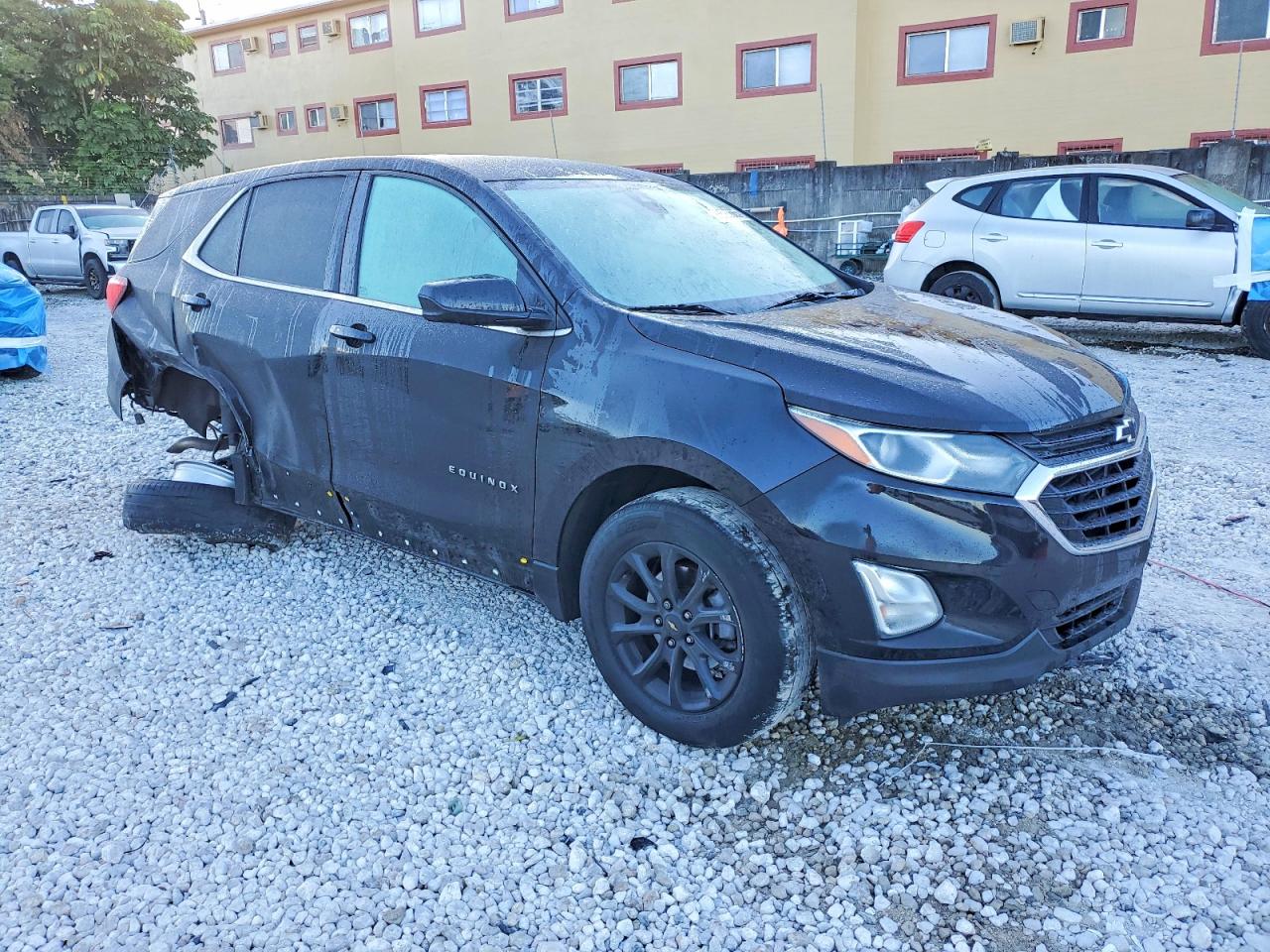 2020 CHEVROLET EQUINOX LT photo 4
